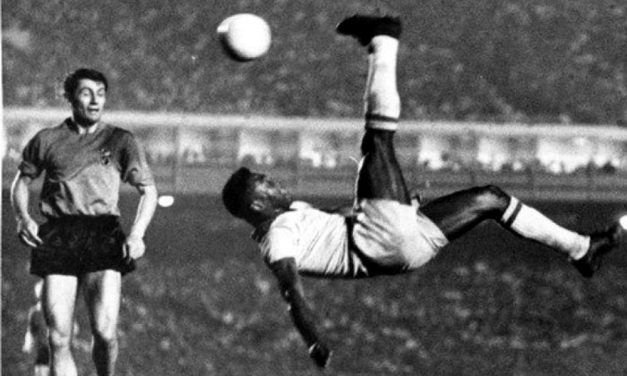 Pelé: „Beethoven a zenére, én a futballra születtem.”